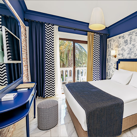 Rooms & Suits | Utopia Beach Club Hotel