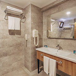 Utopia Hotels & Resorts