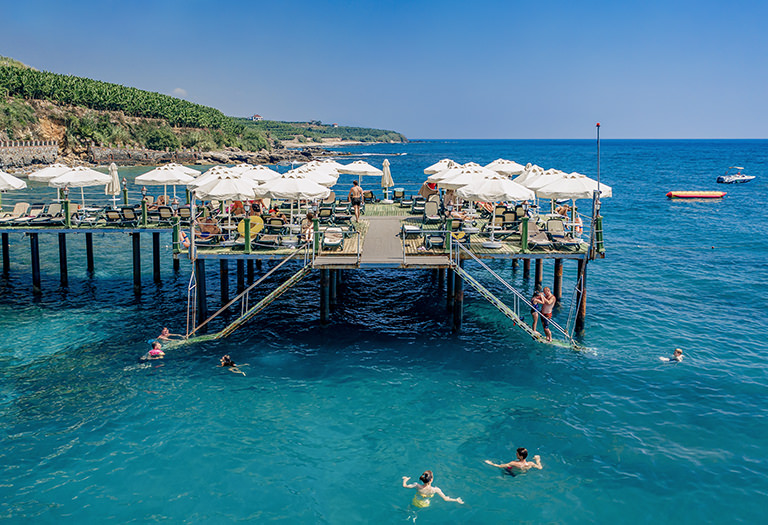 Beach & Pools | Utopia World Hotel